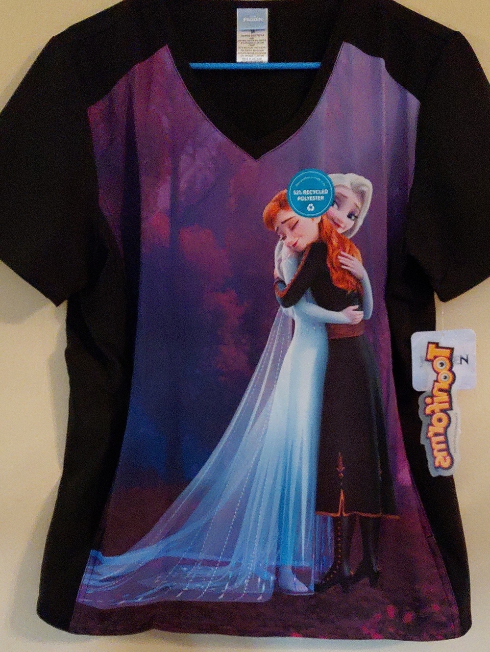 Disney Frozen Tooniforms Scrub Anna & Elisa Top  Black Sleeves Size M  NWT